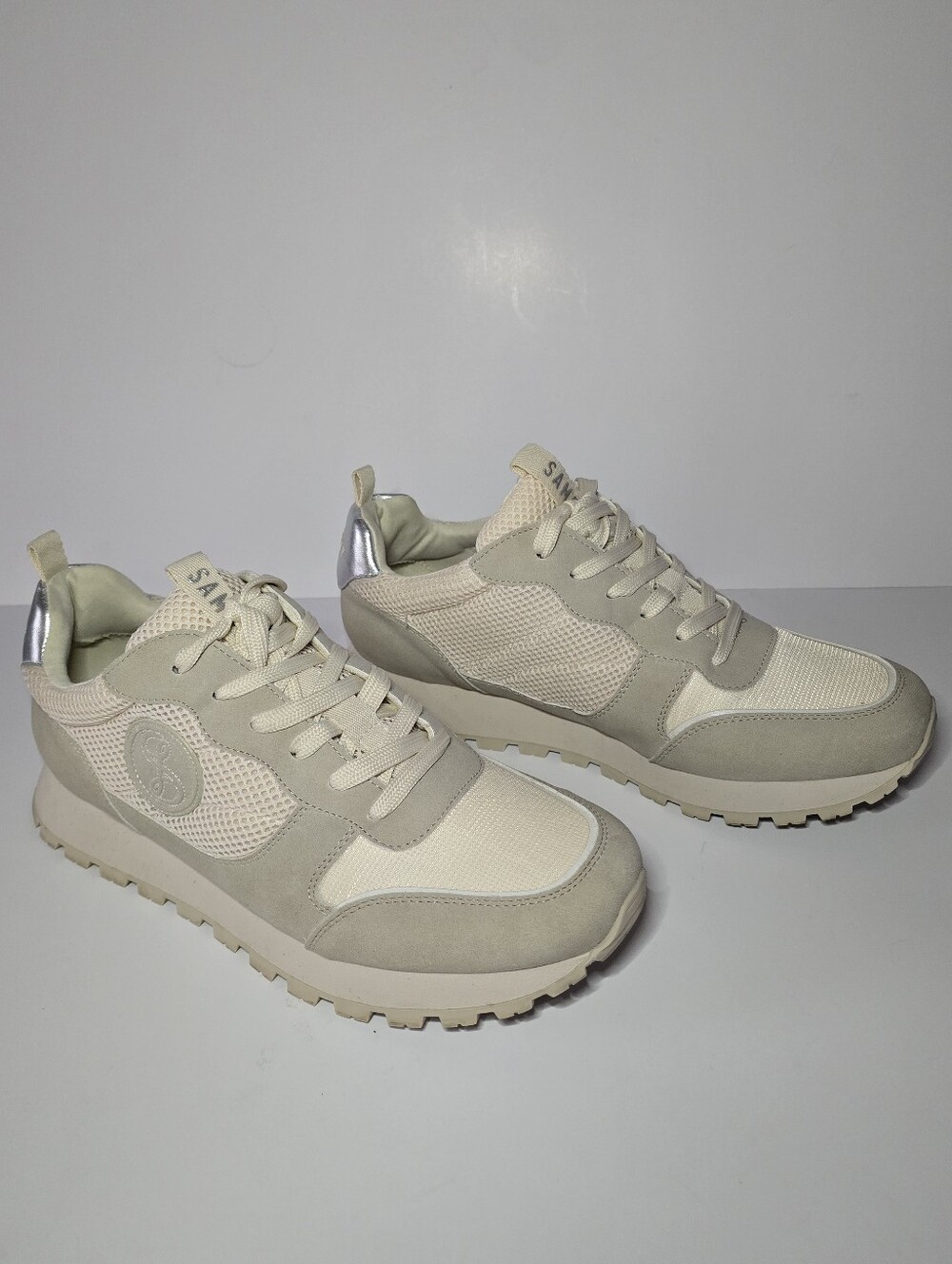 Sam & Libby women's randal sneakers , size 11